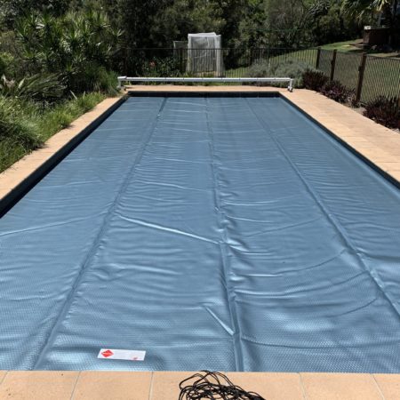 Daisy TC525 pool blanket, owners own roller 1