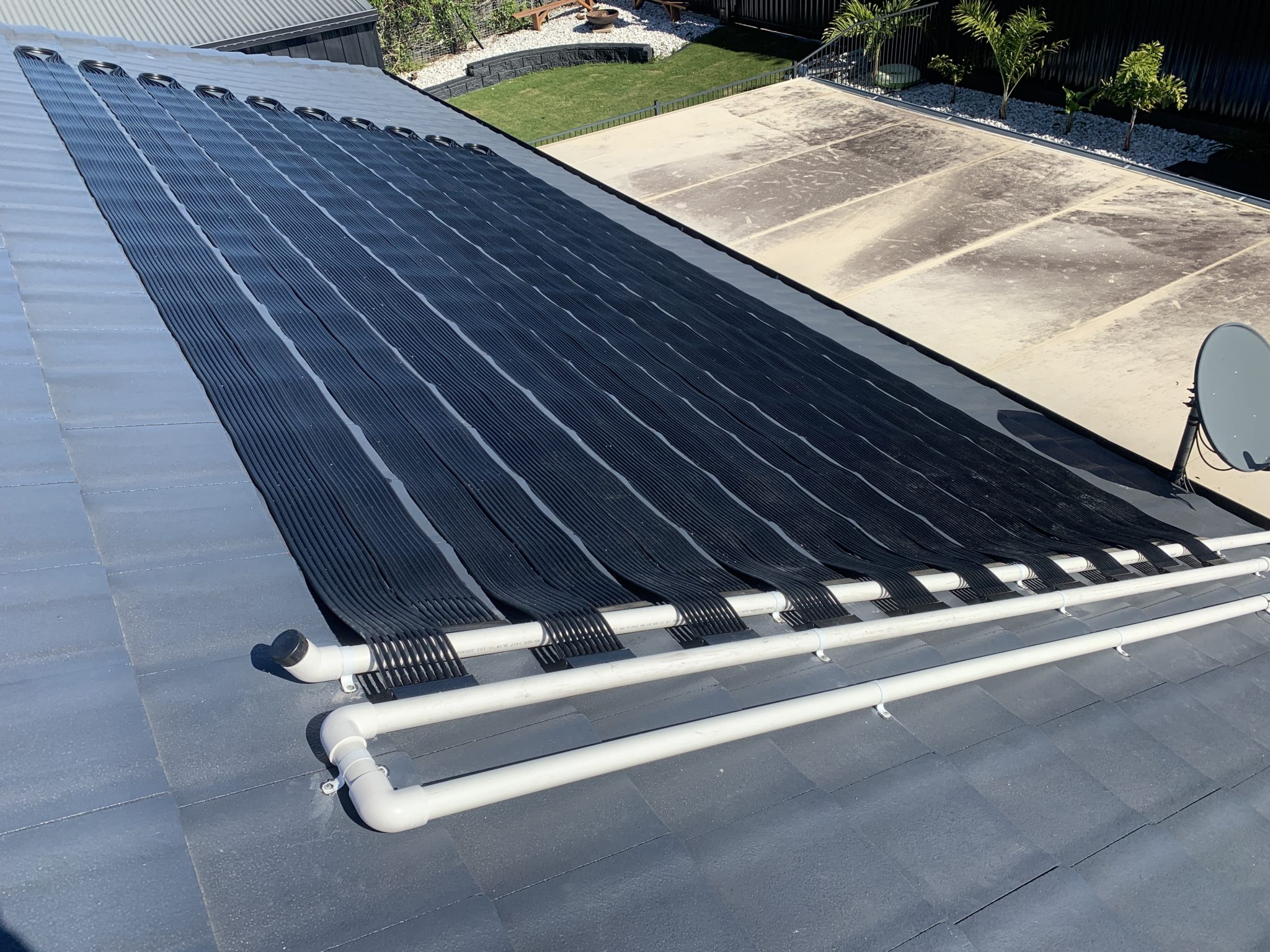 Different Pool Heating Options: Pros and Cons - ECO solar brisbane